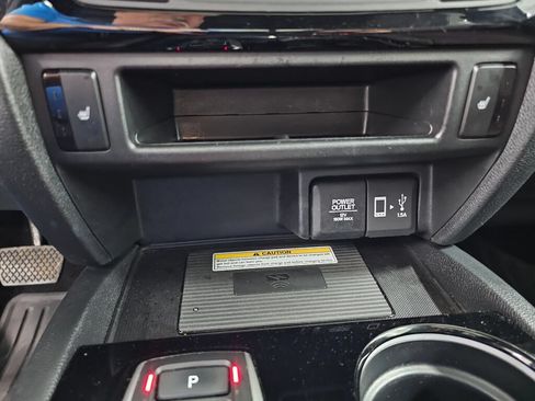 Used 2022 Honda Ridgeline Black Edition image 23