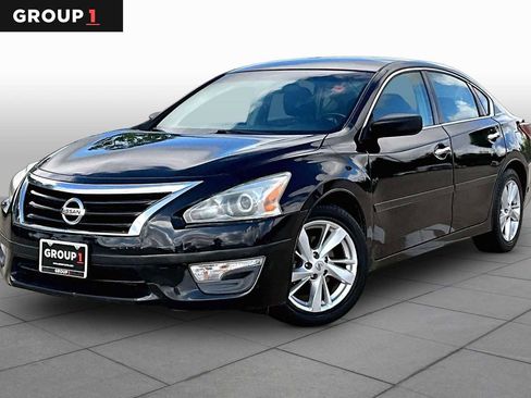 Used 2013 Nissan Altima 2.5 SV FWD image 1