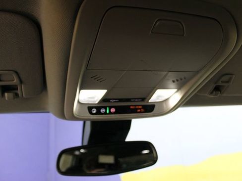 Used 2023 GMC Terrain SLE w/ Driver Convenience Package FWD image 20