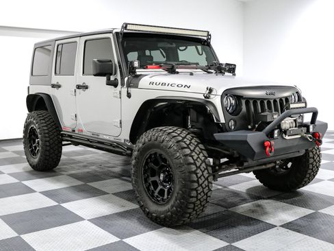 Used 2008 Jeep Wrangler Unlimited Sahara AWD/4WD image 1