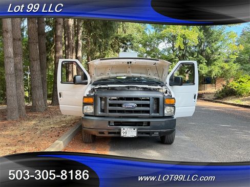 Used 2009 Ford E-350 and Econoline 350 Extended Super Duty RWD image 30