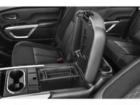 Used 2024 Nissan Titan SV w/ SV Convenience Package image 17