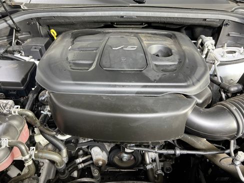 Used 2022 Jeep Grand Cherokee Limited AWD/4WD image 30