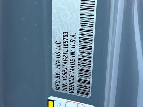 New 2026 Jeep Gladiator Sport image 26