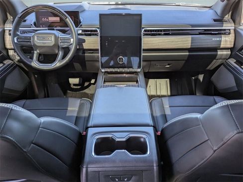 Used 2025 GMC Sierra EV Denali image 21