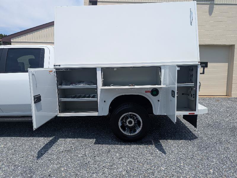 Used 2025 Chevrolet Silverado 3500 W/T w/ WT Convenience Package AWD/4WD image 5