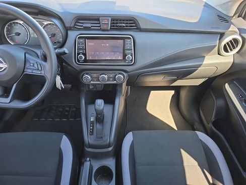Used 2025 Nissan Versa S w/ Trunk Package FWD image 15