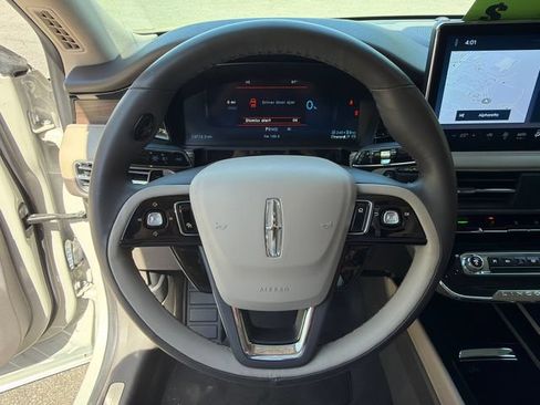 Used 2024 Lincoln Corsair Grand Touring AWD/4WD image 24