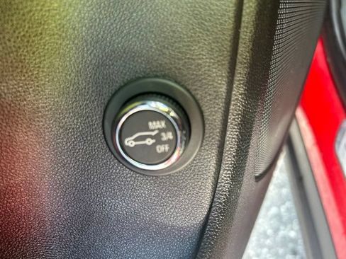 Used 2020 Chevrolet Blazer RS AWD/4WD image 31