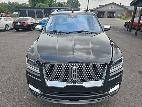 Used 2020 Lincoln Navigator Black Label w/ Cargo Convenience Package AWD/4WD image 10