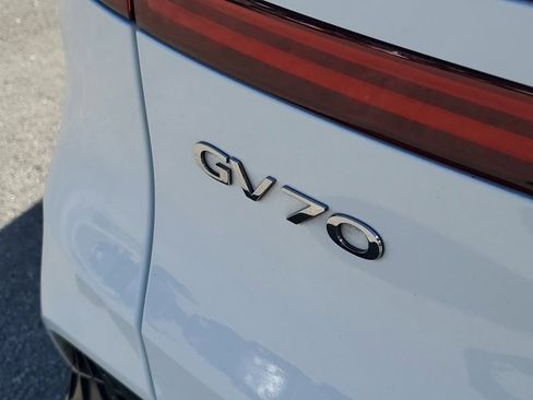 Used 2023 Genesis GV70 2.5T Sport Prestige w/ Sport Prestige Package image 7