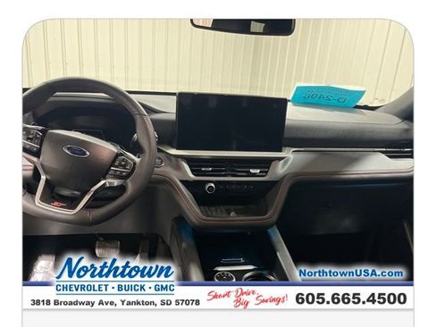 Used 2025 Ford Explorer ST image 12