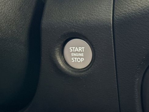 Used 2022 Nissan Frontier Pro-X w/ Technology Package image 21