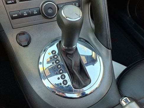 Used 2008 Pontiac Solstice GXP w/ Premium Package image 13