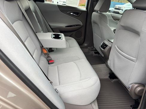 Used 2024 Chevrolet Malibu LT image 12