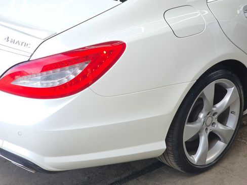 Used 2014 Mercedes-Benz CLS 550 4MATIC image 26