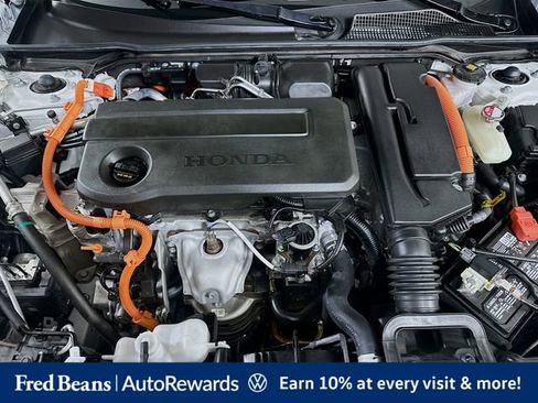 Used 2025 Honda Civic Sport image 30