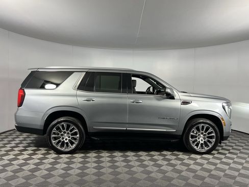 Used 2025 GMC Yukon Denali image 3