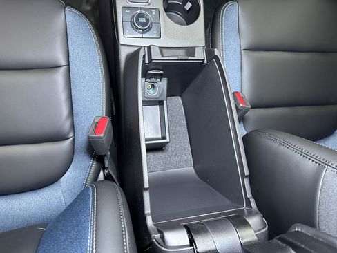 New 2025 Ford Bronco Sport Outer Banks w/ Sasquatch Outer Banks Package image 31