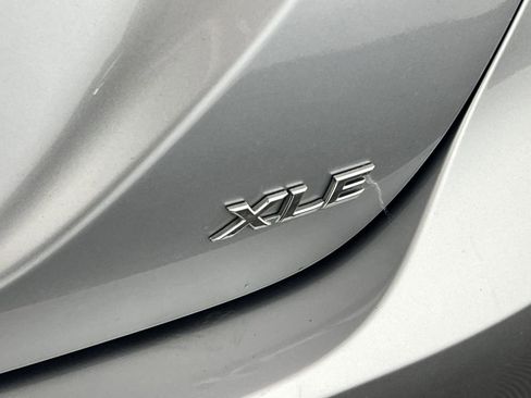 Used 2024 Toyota Camry XLE image 27