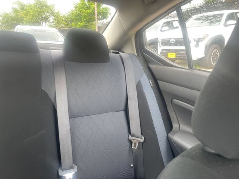 Used 2025 Nissan Versa SV FWD image 27