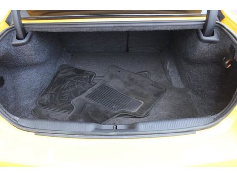 Used 2018 Dodge Charger SXT w/ Blacktop Package image 7