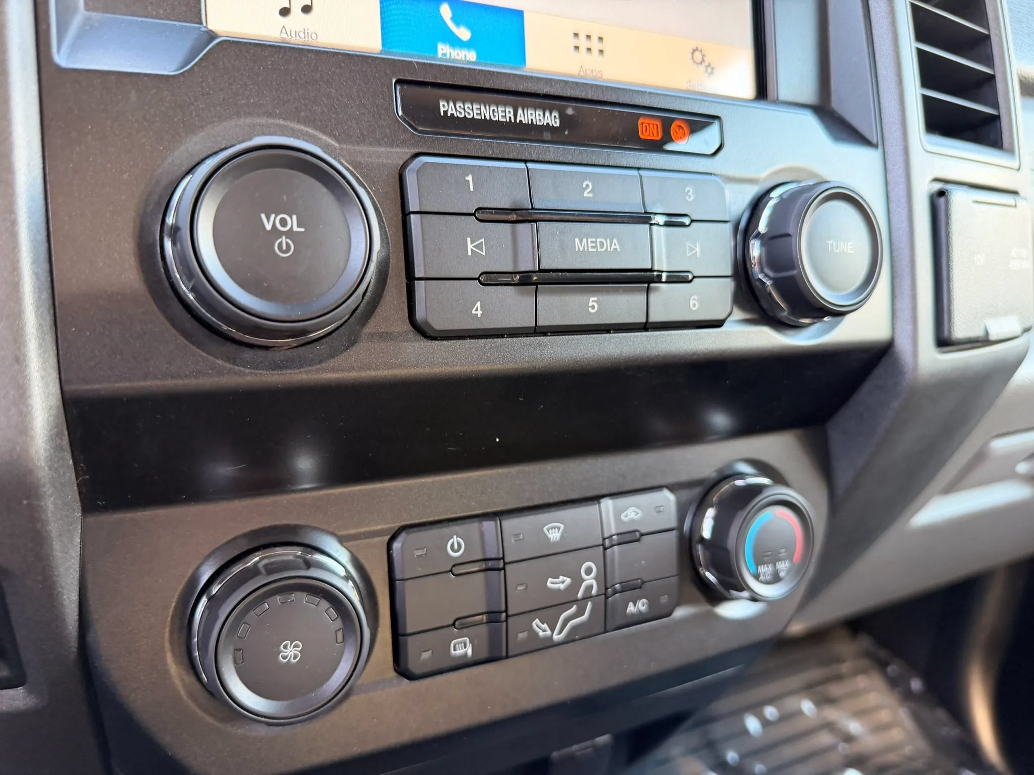 Used 2019 Ford F350 XL w/ STX Appearance Package AWD/4WD image 26