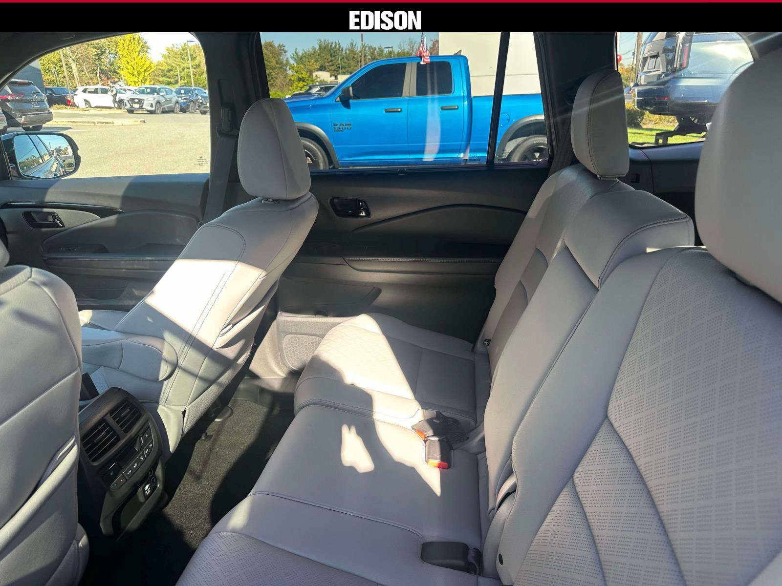 Used 2023 Honda Passport Elite image 9
