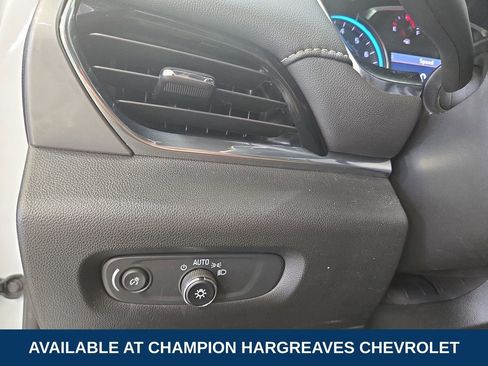 Used 2023 Chevrolet Traverse LT w/ LT Premium Package AWD/4WD image 23