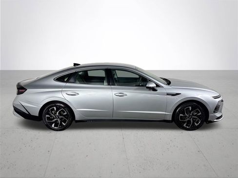 Used 2024 Hyundai Sonata SEL FWD image 5