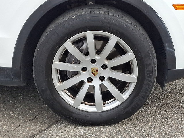 Used 2019 Porsche Cayenne AWD/4WD image 25