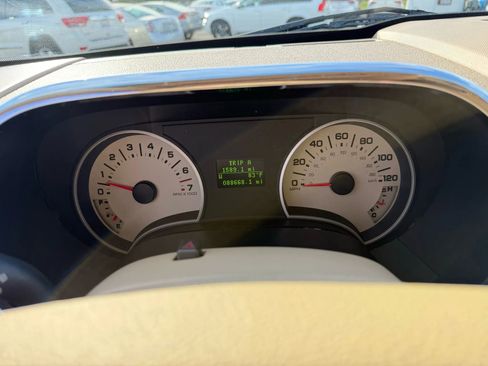 Used 2006 Ford Explorer Eddie Bauer image 10