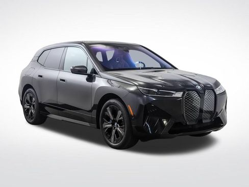 Certified 2024 BMW iX xDrive50 w/ Premium Package AWD/4WD image 7