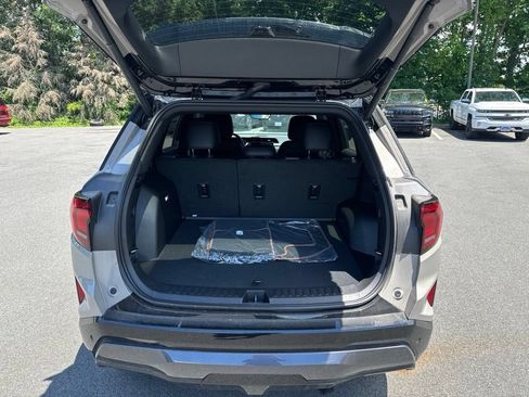 New 2026 GMC Terrain AT4 w/ Technology Package II AWD/4WD image 15