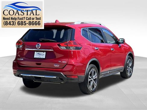 Used 2017 Nissan Rogue SL AWD/4WD image 11