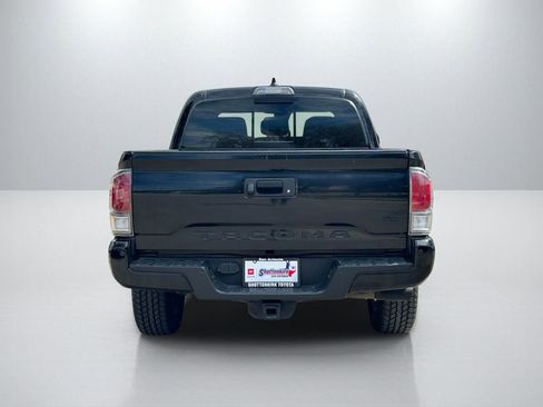 Used 2021 Toyota Tacoma TRD Sport w/ Technology Package image 6