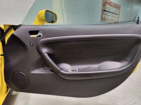Used 2008 Pontiac Solstice GXP w/ Premium Package RWD image 11