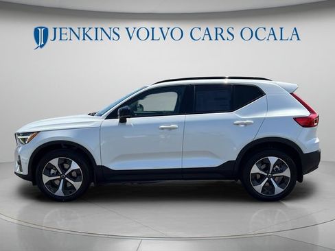 New 2026 Volvo XC40 B5 Plus w/ Protection Package Premier AWD/4WD image 6