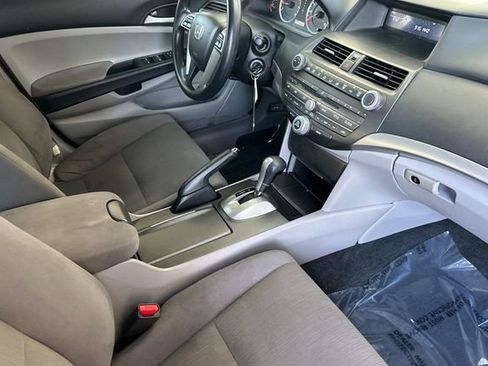 Used 2012 Honda Accord LX image 17