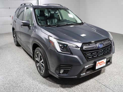 Used 2023 Subaru Forester Limited image 5
