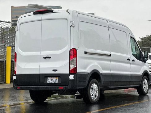 Used 2022 Ford E-Transit Medium Roof w/ Load Area Protection Package image 5