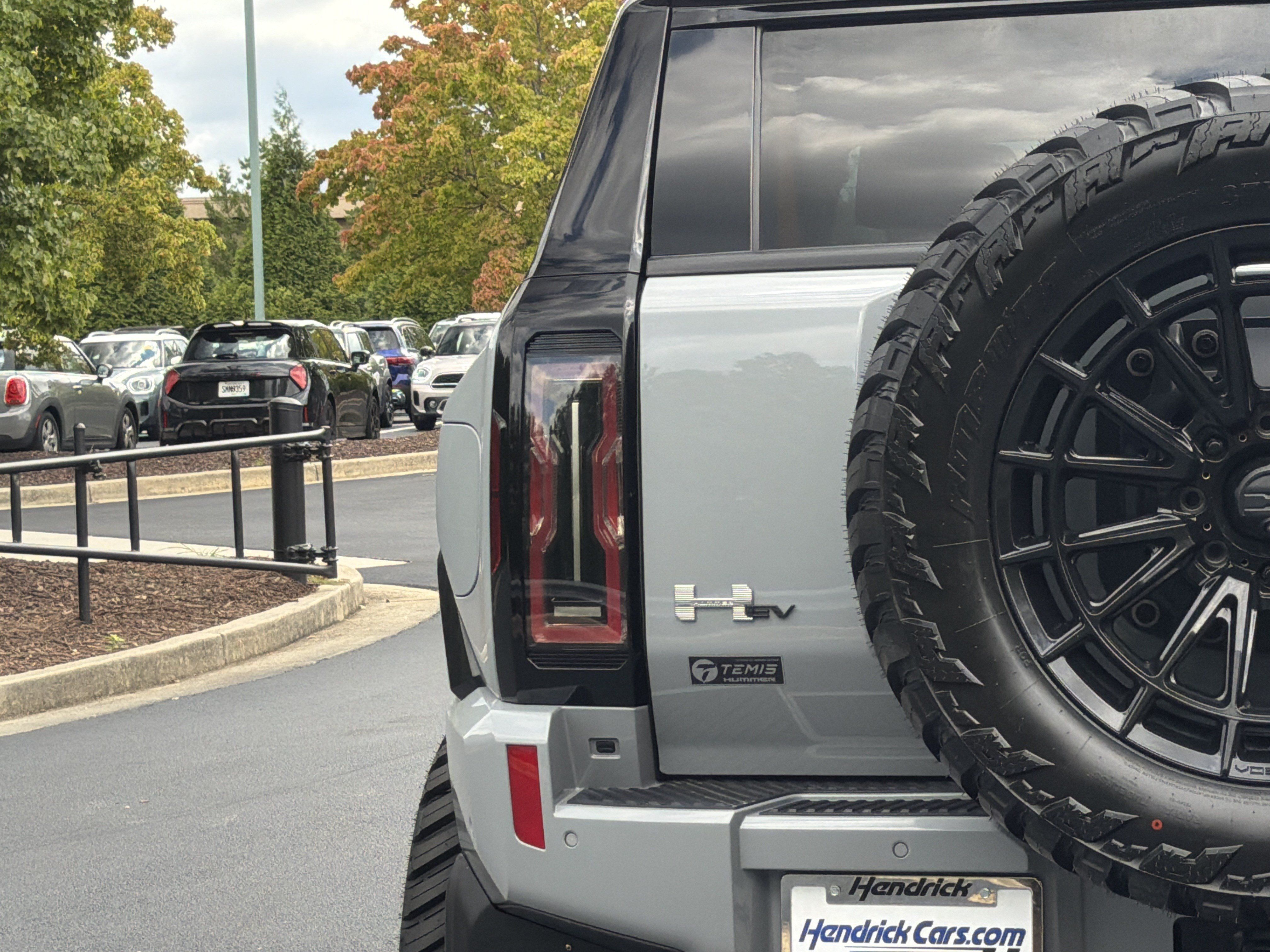 Used 2024 GMC Hummer EV 3X w/ LPO, Illumination Package AWD/4WD image 22