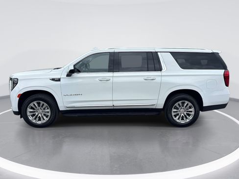 Used 2023 GMC Yukon XL SLT AWD/4WD image 5