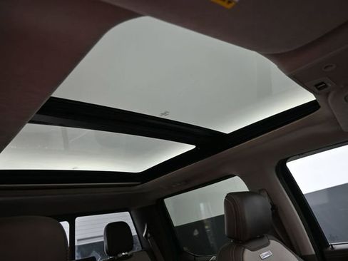 Used 2019 Ford F150 Limited w/ Trailer Tow Package image 44