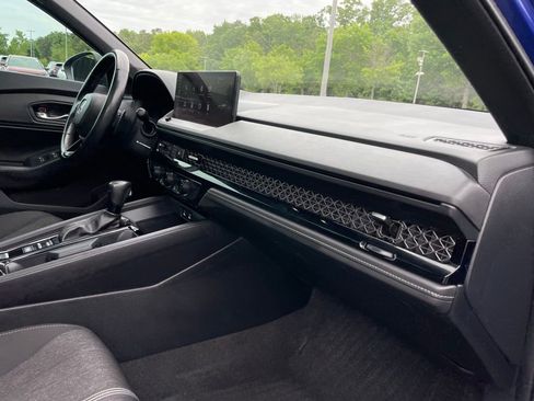 Certified 2023 Honda Accord Sport image 34