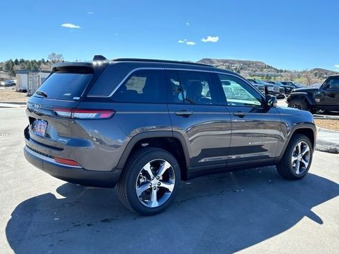 New 2026 Jeep Grand Cherokee Limited AWD/4WD image 5