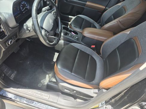 Used 2024 Ford Bronco Sport Outer Banks AWD/4WD image 9