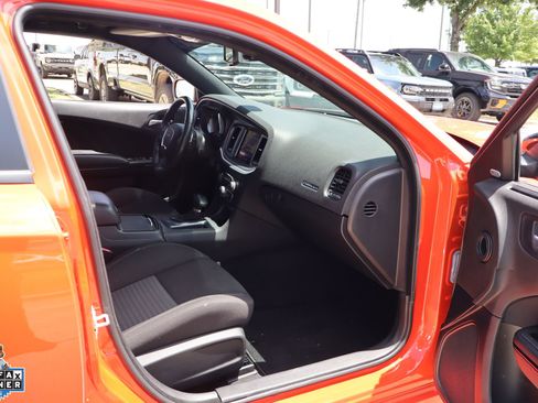 Used 2021 Dodge Charger R/T w/ Blacktop Package RWD image 27