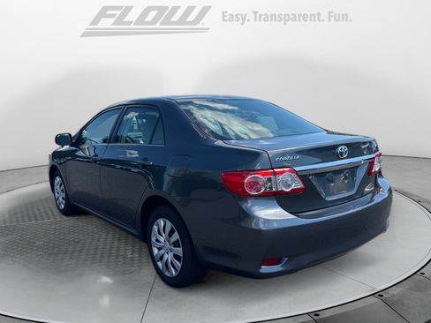 Used 2013 Toyota Corolla LE FWD image 5