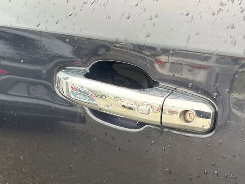 Used 2022 GMC Sierra 1500 SLT w/ SLT Premium Package image 18